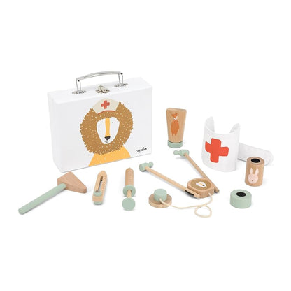 Wooden Trixie Doctor Set